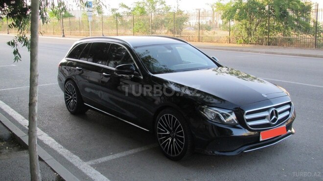 Mercedes E 220 d 2018, 244,000 km - 2.0 l - Bakı