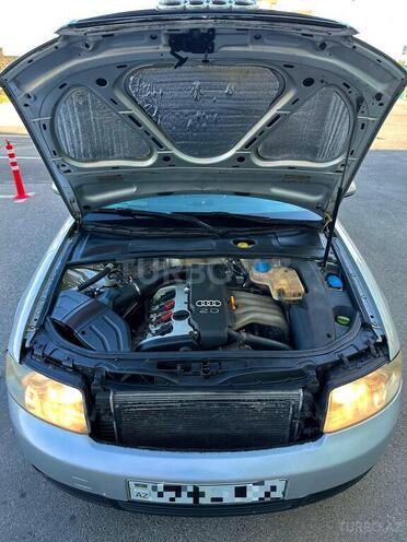 Audi A4 2001, 280,000 km - 2.0 l - Bakı