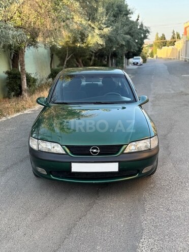 Opel Vectra 1996, 260,000 km - 1.8 l - Bakı