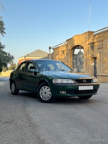 Opel Vectra 1996, 260,000 km - 1.8 l - Bakı