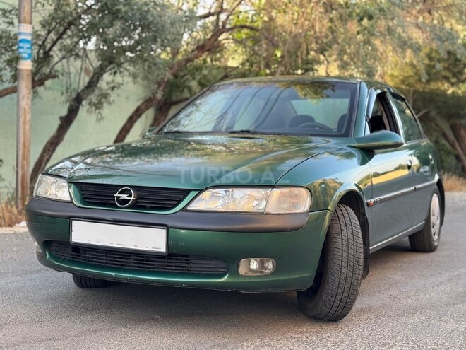 Opel Vectra 1996, 260,000 km - 1.8 l - Bakı
