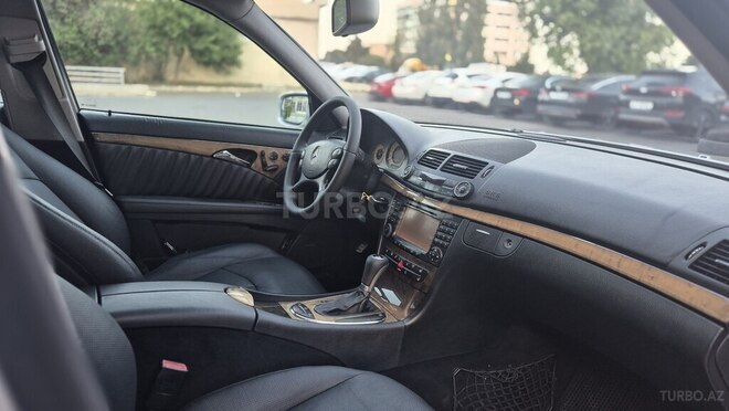Mercedes E 300 2007, 276,300 km - 3.0 l - Bakı