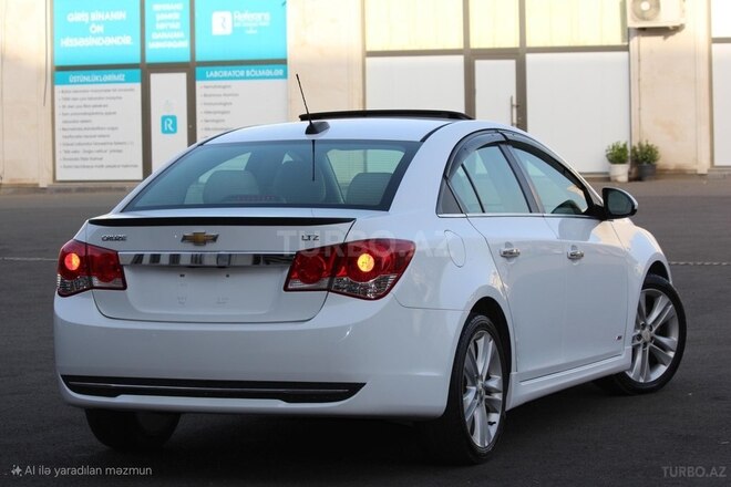 Chevrolet Cruze 2015, 176,000 km - 1.4 l - Şəmkir