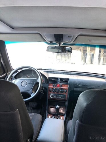 Mercedes C 180 1999, 241,000 km - 1.8 l - Sumqayıt