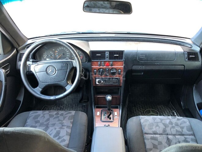 Mercedes C 180 1999, 241,000 km - 1.8 l - Sumqayıt