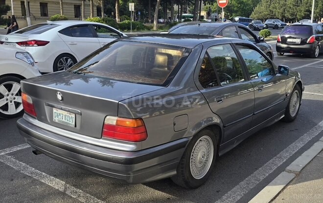 BMW 316 1994, 343,000 km - 1.6 l - Bakı