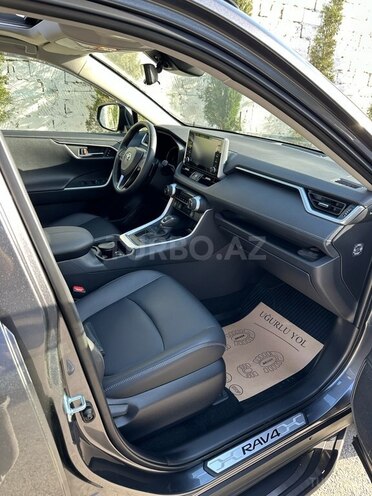 Toyota RAV4 2020, 9,200 km - 2.0 l - Bakı