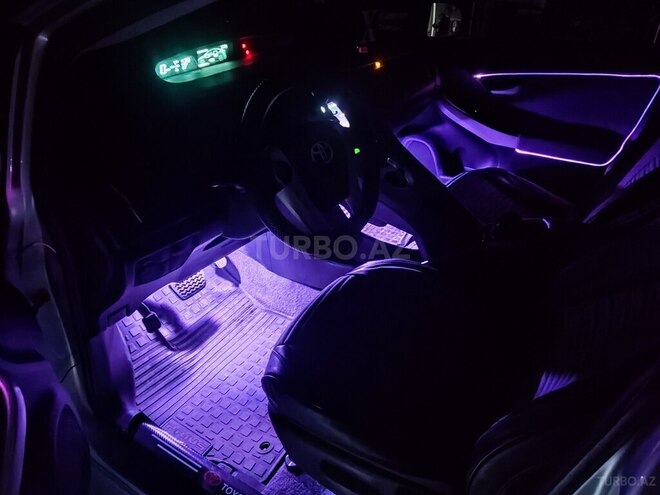 Toyota Prius-9