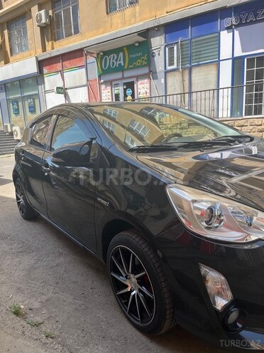 Toyota Aqua 2015, 73,000 km - 1.5 l - Bakı