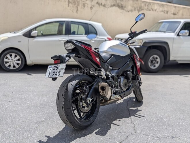 Suzuki  2024, 900 km - 1.0 л - Bakı