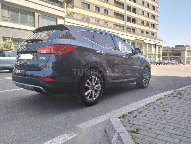 Hyundai Santa Fe-4