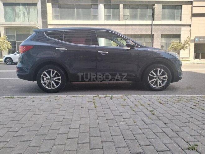 Hyundai Santa Fe-5
