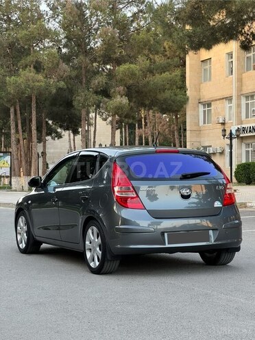 Hyundai i30 2009, 181,000 km - 1.4 л - Şirvan