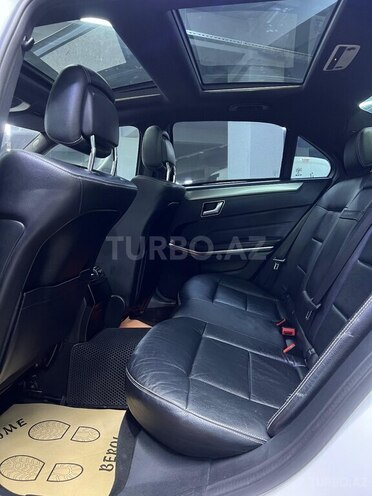 Mercedes E 200 d 2014, 222,224 km - 2.2 л - Naxçıvan