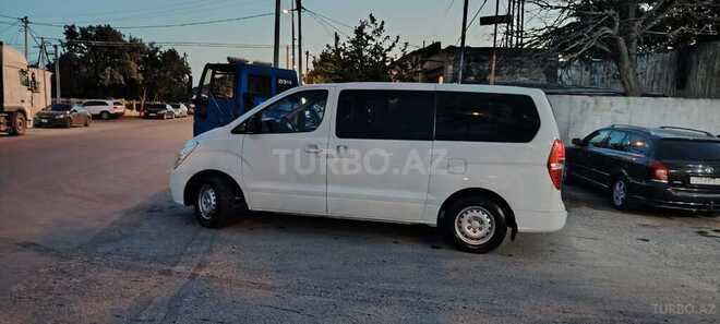 Hyundai H-1 2009, 500,000 km - 2.5 l - Bakı