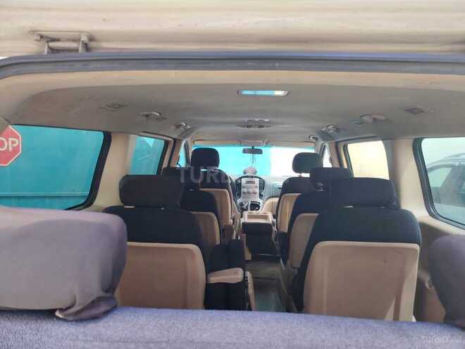 Hyundai H-1 2009, 500,000 km - 2.5 l - Bakı