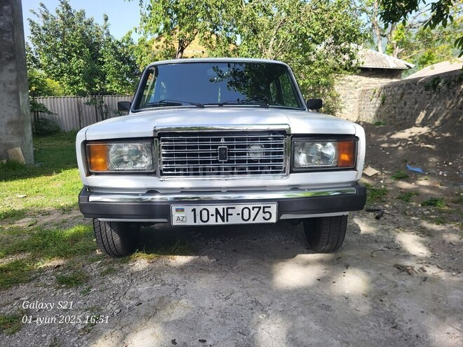 LADA (VAZ) 2107 2005, 32,800 km - 1.6 l - Qax