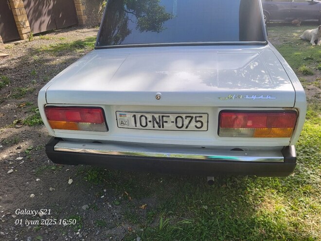 LADA (VAZ) 2107 2005, 32,800 km - 1.6 l - Qax