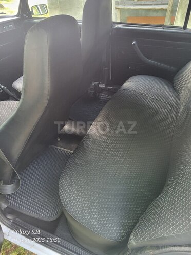 LADA (VAZ) 2107 2005, 32,800 km - 1.6 l - Qax