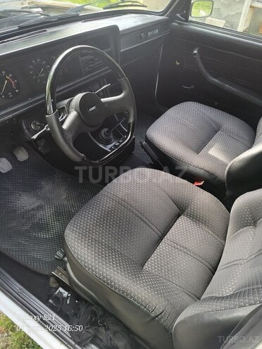 LADA (VAZ) 2107 2005, 32,800 km - 1.6 l - Qax
