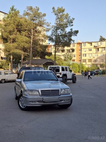 Mercedes C 180 1999, 352,000 km - 1.8 л - Bakı
