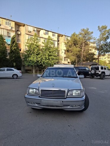 Mercedes C 180 1999, 352,000 km - 1.8 л - Bakı