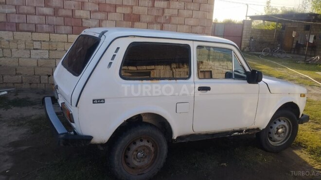 LADA (VAZ) Niva 1982, 999,999 km - 1.7 l - Saatlı