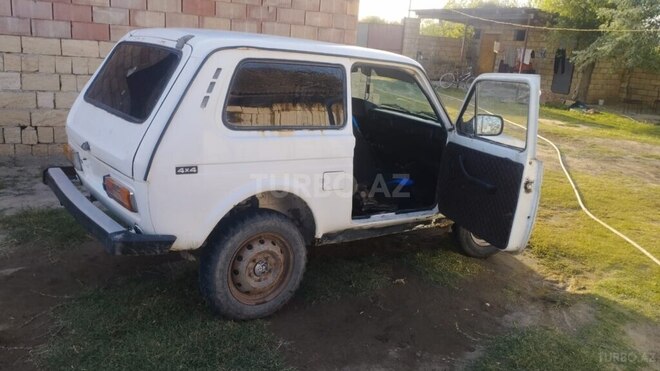 LADA (VAZ) Niva 1982, 999,999 km - 1.7 l - Saatlı