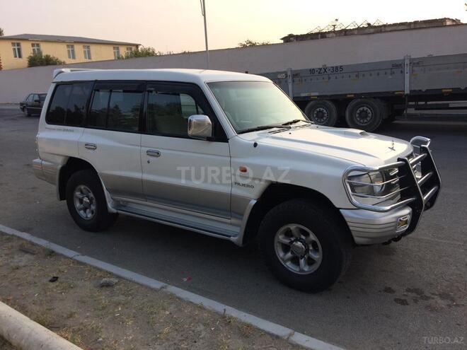 Mitsubishi Pajero 2000, 409,000 km - 2.8 l - Bakı