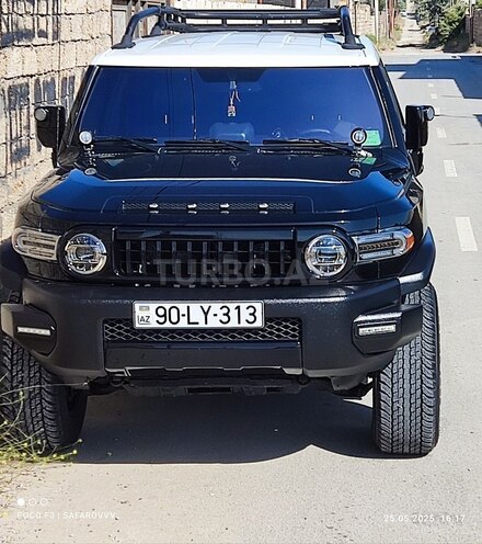 Toyota FJ Cruiser 2013, 281,550 km - 4.0 l - Bakı