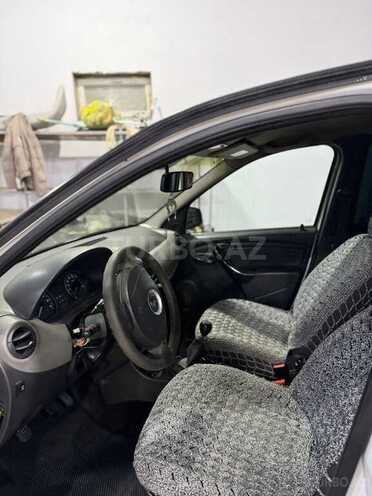 Renault Logan 2012, 300,000 km - 1.6 l - Bakı