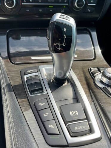 BMW 528 2012, 235,000 km - 2.0 l - Bakı