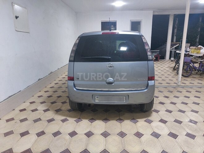 Opel Meriva-3
