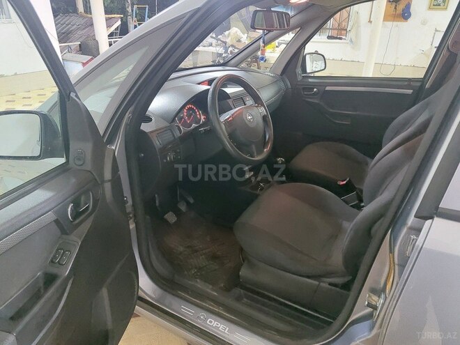Opel Meriva-8