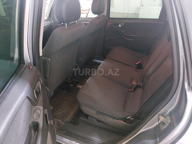 Opel Meriva-6