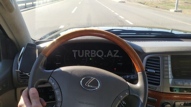 Lexus LX 470 2006, 268,435 km - 4.7 л - Yevlax
