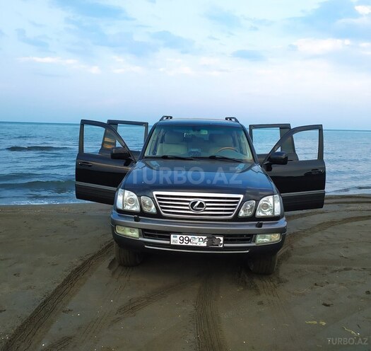Lexus LX 470 2006, 268,435 km - 4.7 л - Yevlax