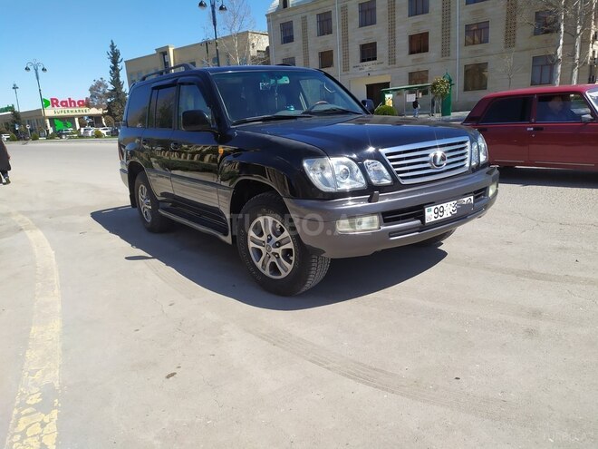 Lexus LX 470 2006, 268,435 km - 4.7 л - Yevlax