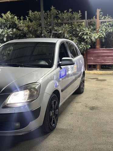 Kia Rio 2007, 330,000 km - 1.4 л - Gəncə