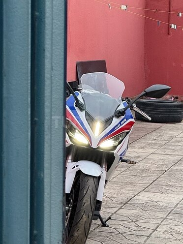 QJMotor SRK 400 RR-2