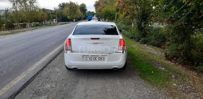 Chrysler 300C-6