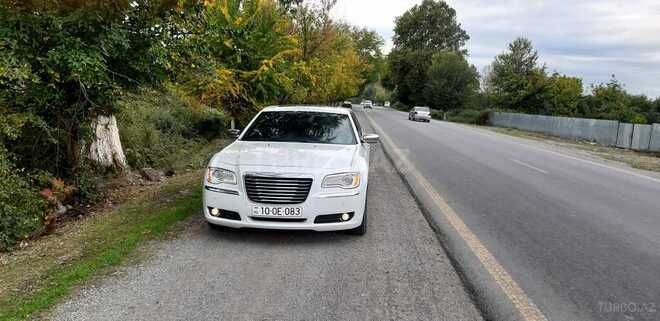 Chrysler 300C-1