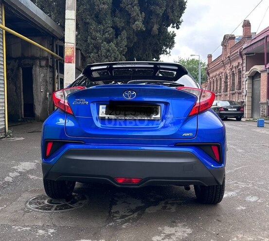 Toyota C-HR 2018, 136,000 km - 1.8 л - Gəncə