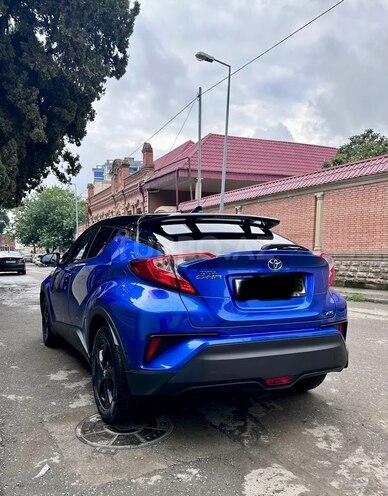 Toyota C-HR 2018, 136,000 km - 1.8 л - Gəncə
