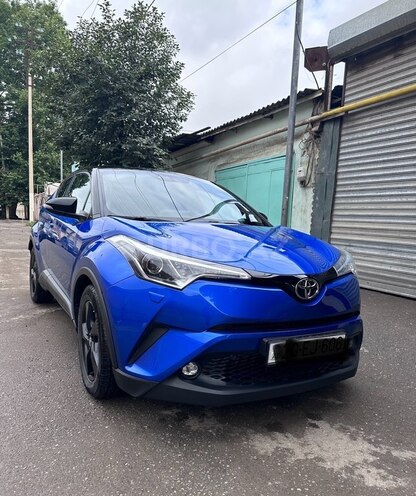 Toyota C-HR 2018, 136,000 km - 1.8 л - Gəncə