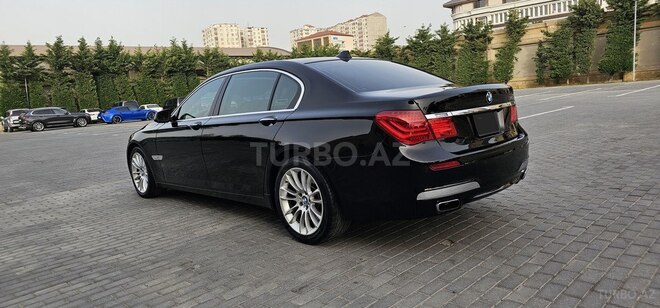 BMW 750-7