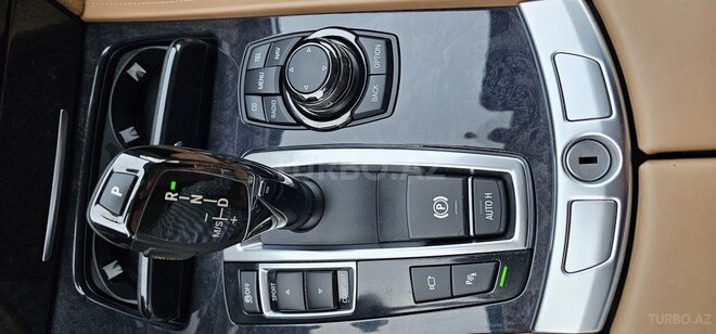 BMW 750-12