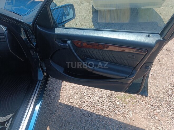 Mercedes C 240 1997, 320,541 km - 2.4 л - Tovuz