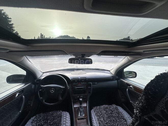 Mercedes C 200 2001, 290,000 km - 2.0 л - Sumqayıt