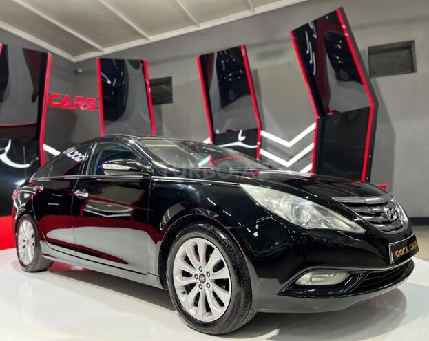 Hyundai Sonata-5
